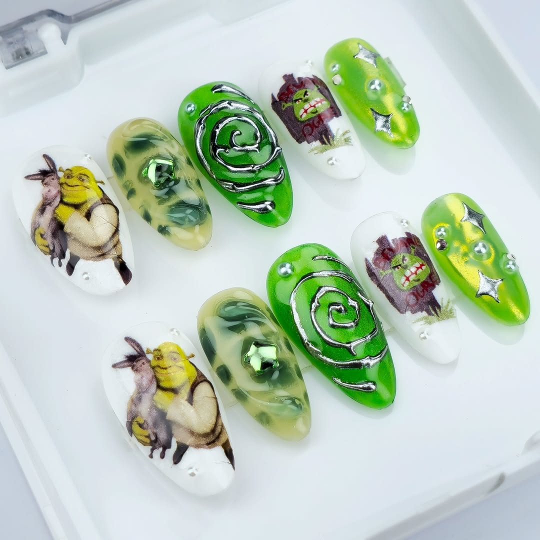 Press on Nails - Shrek