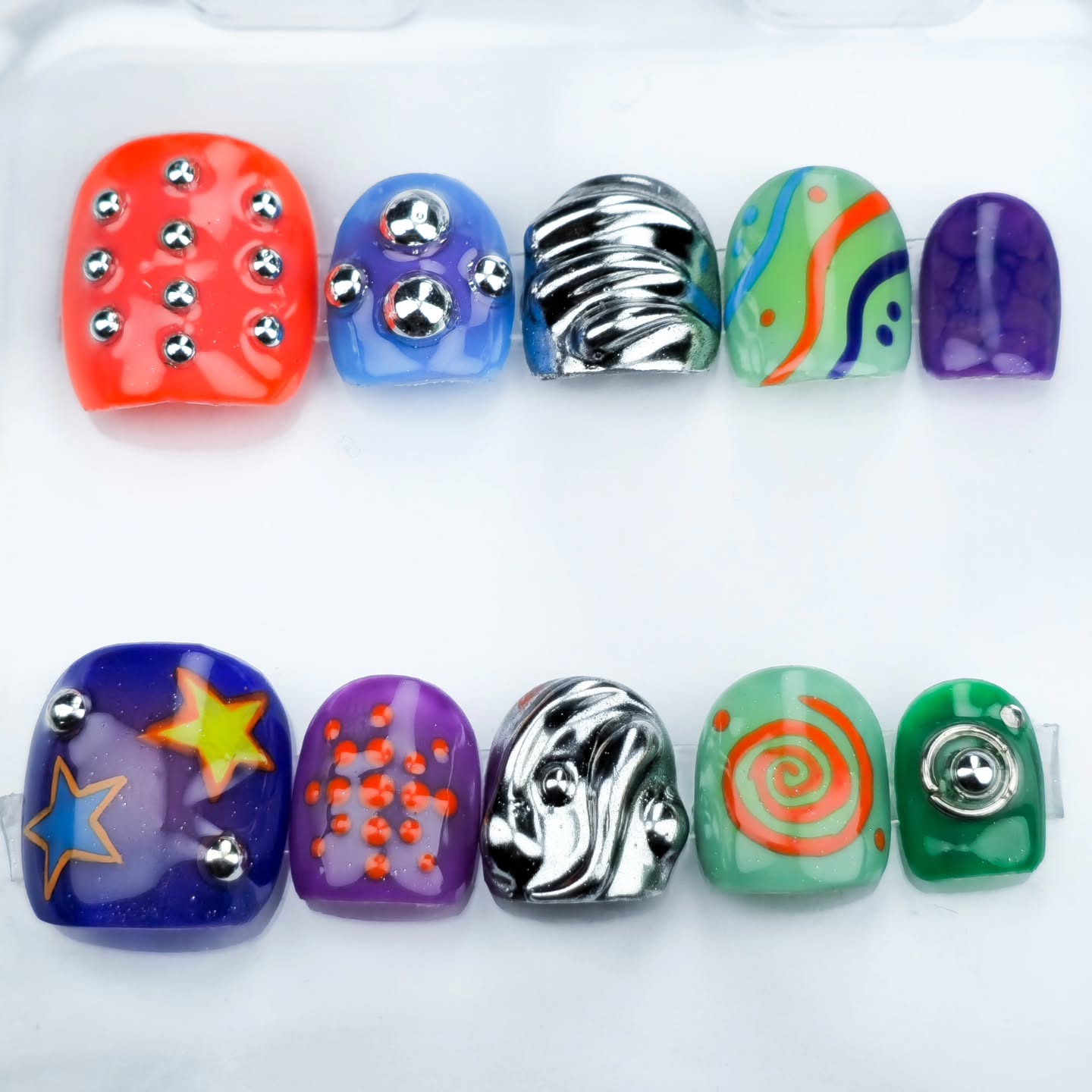 Press on Nails – Cyberpop